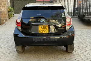 Toyota Aqua 2013 Black
