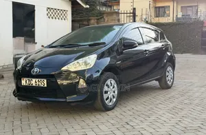 Toyota Aqua 2013 Black