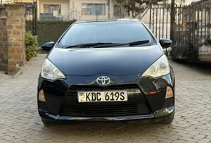 Toyota Aqua 2013 Black