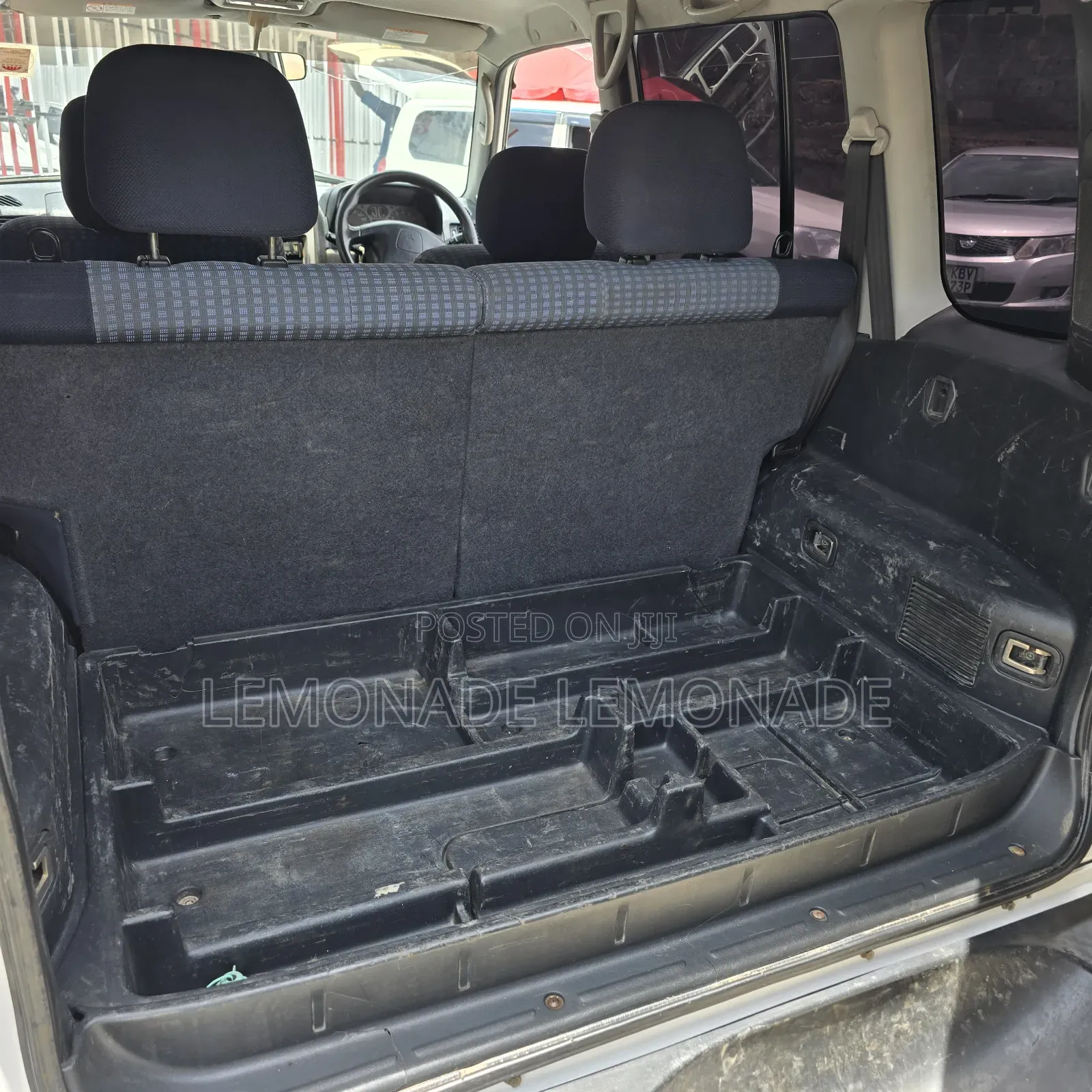 Mitsubishi Pajero IO 2000 Pearl