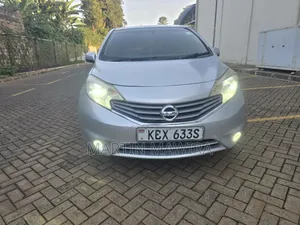 Nissan Note 2013 Silver