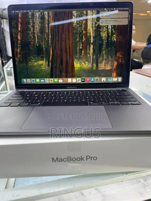 Laptop Apple MacBook Pro 2022 M2 16GB Apple M2 SSD 512GB