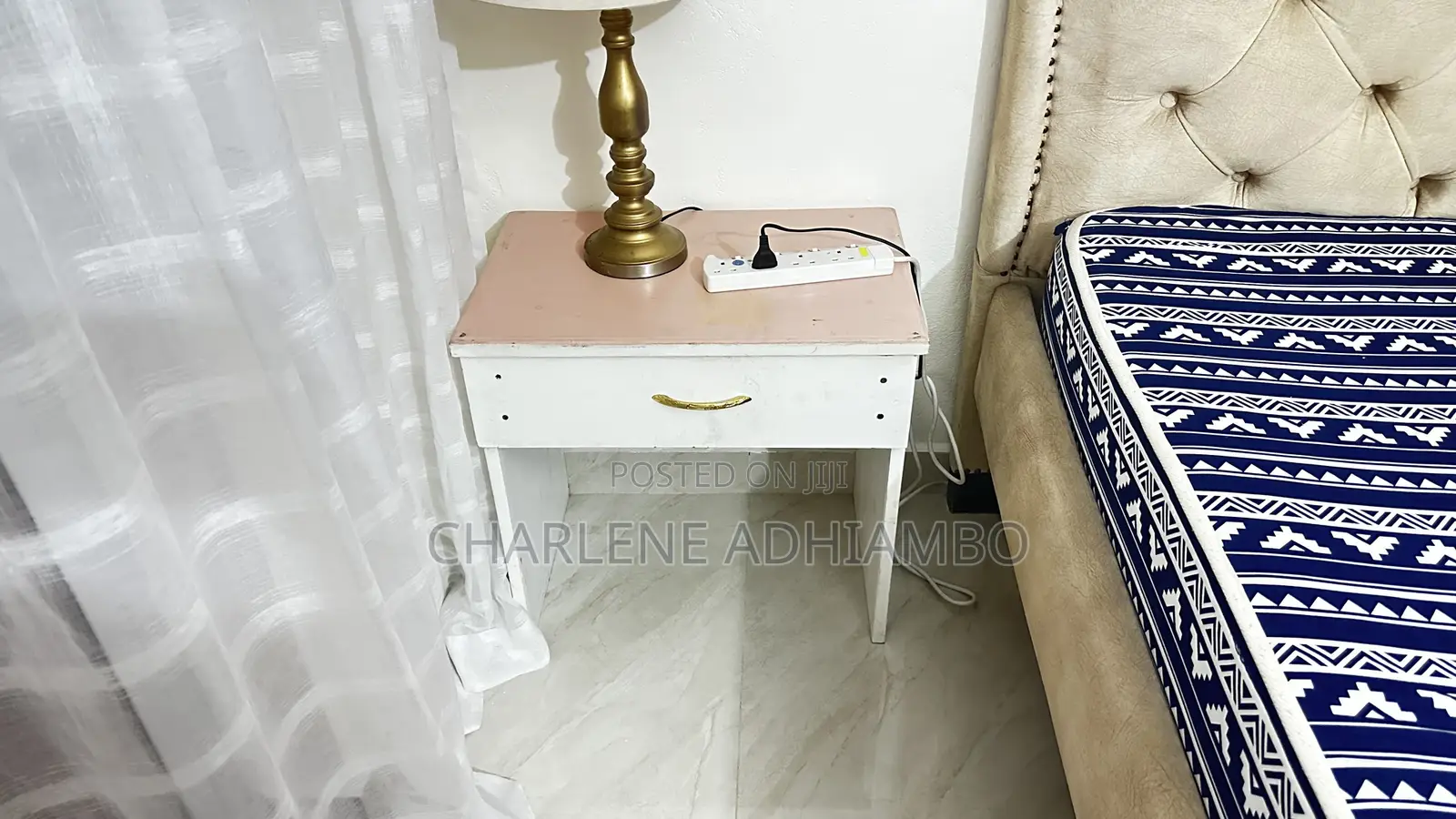 Bed+ Mattress +Sidetable