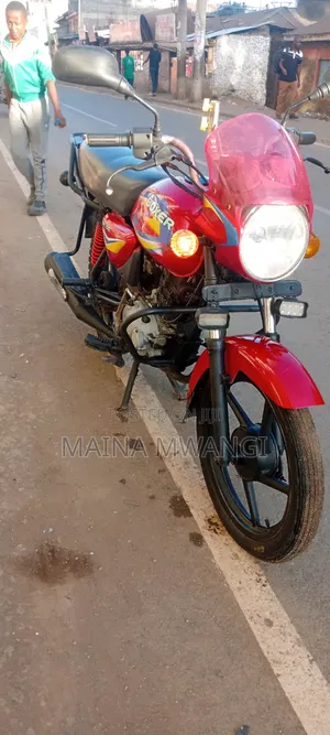 Bajaj Boxer 150 UG 2022 Red