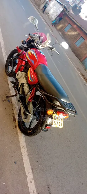 Bajaj Boxer 150 UG 2022 Red