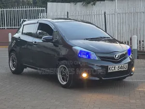 Toyota Vitz 2012