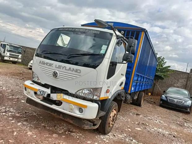 Ashok Leyland
Boss Series 1218 HB EV
5,750 Cc
Manual
Diesel