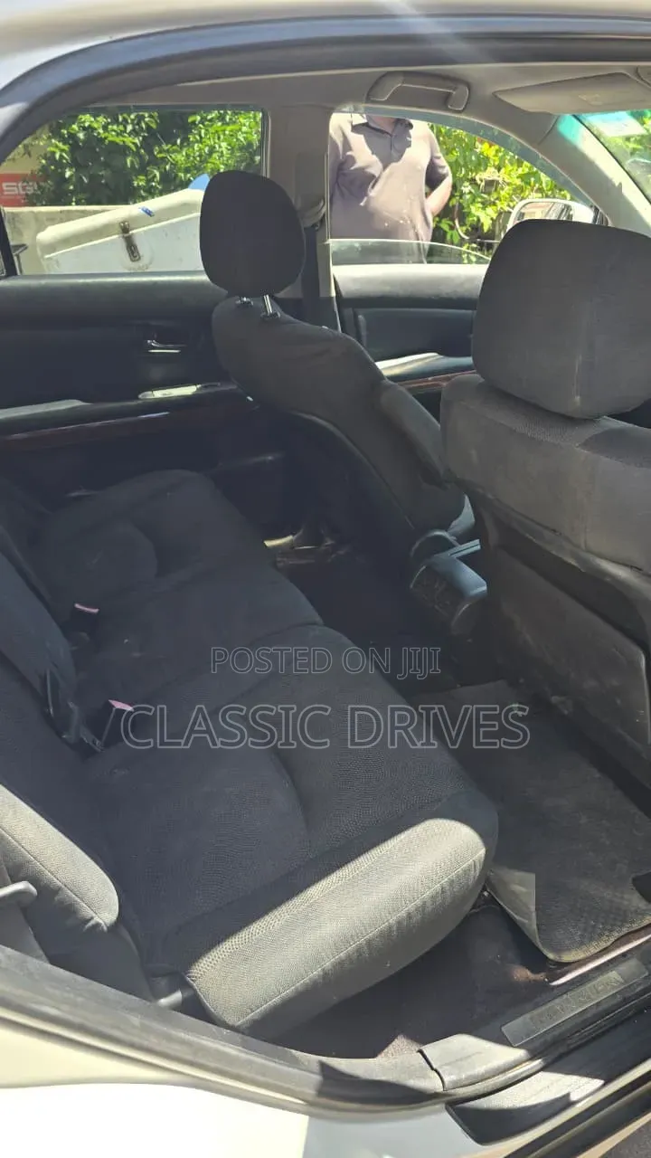 Toyota Harrier 2010 White