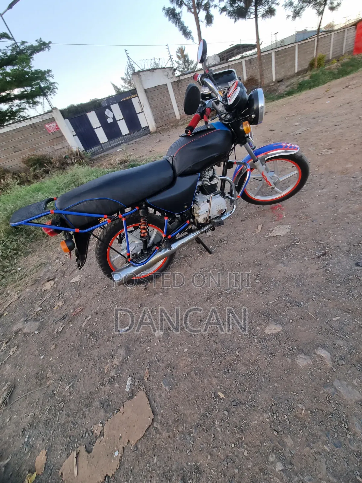 Bajaj Boxer 100 2021 Black