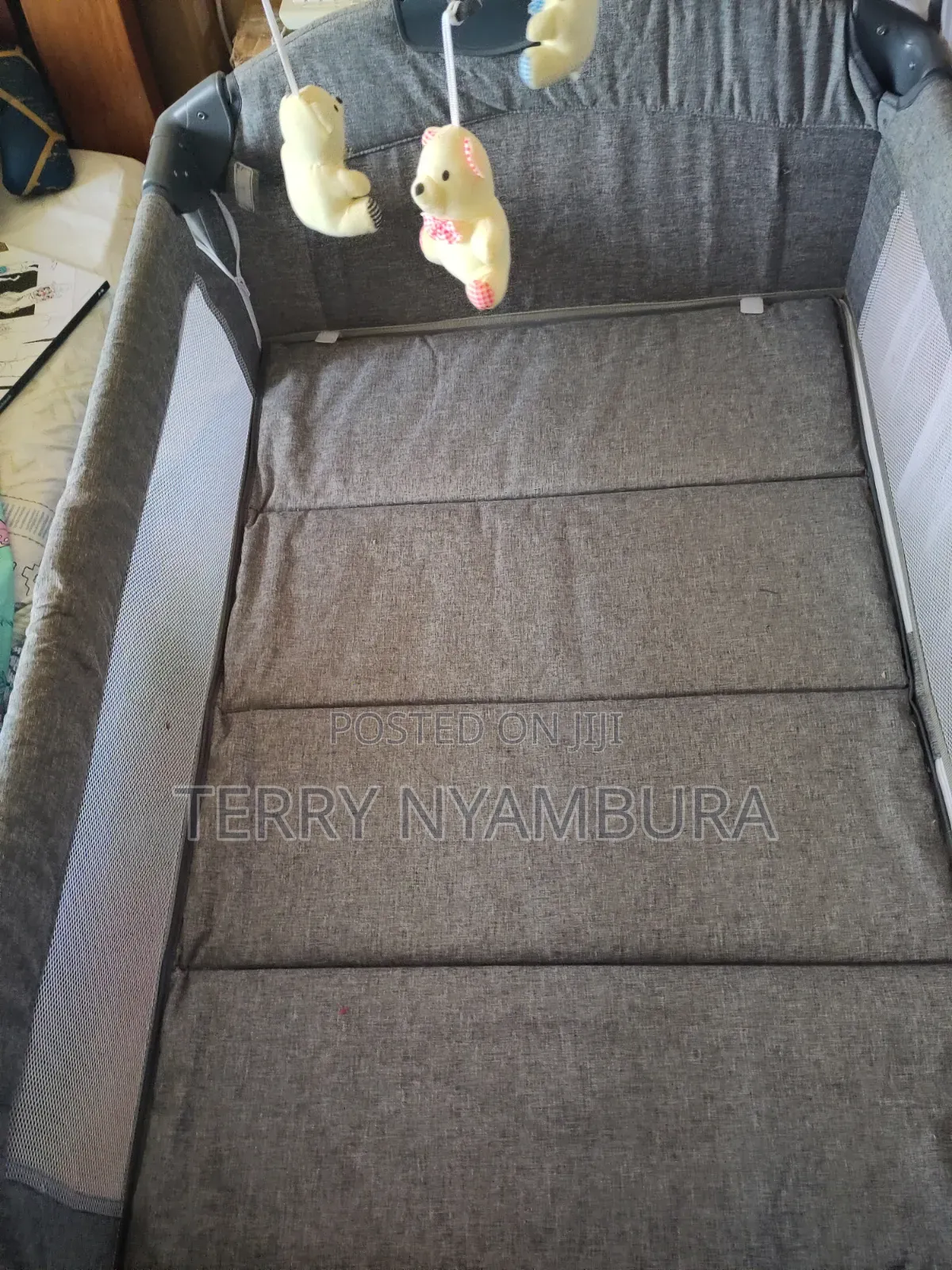 Baby Cot With Matress ,Mosquito Net,changing Station