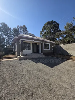 4bdrm Bungalow in Olesurutia, Matasia for sale