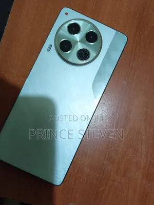 New Tecno Camon 30 256 GB Green
