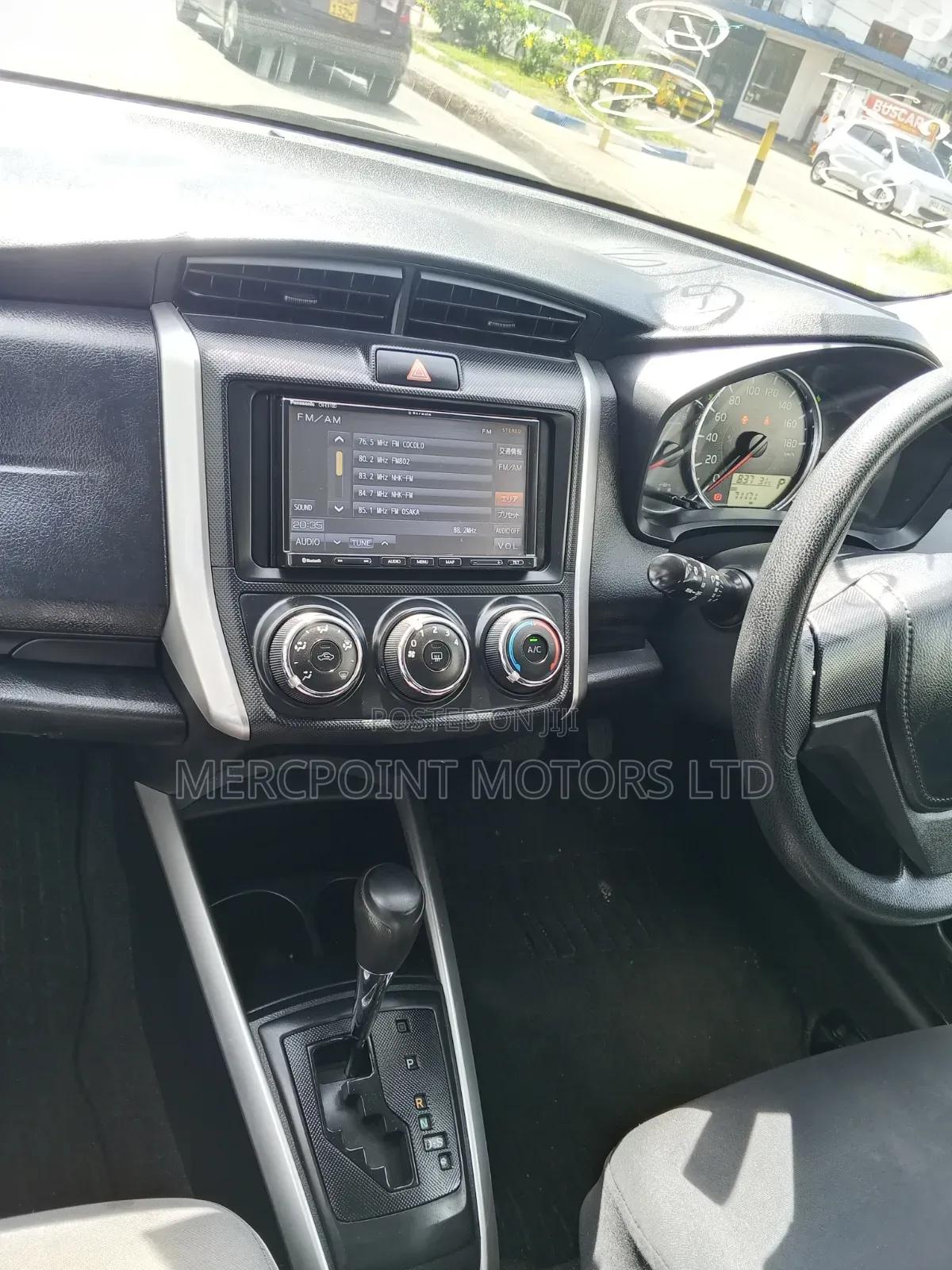Toyota Corolla Fielder 2019 Silver