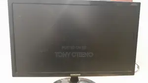 22 Inch Samsung Monitor (Used)
