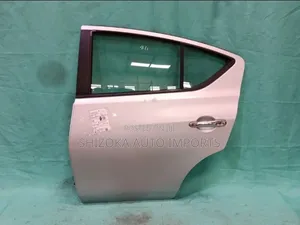 R Door Assy Lh Nissan Latio N17 2013