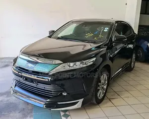 Toyota Harrier 2.0 4WD 2019 Matt Black