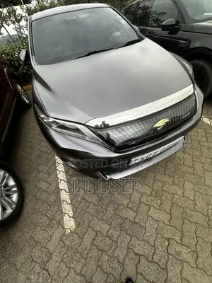 Toyota Harrier 2.0 2014 Gray