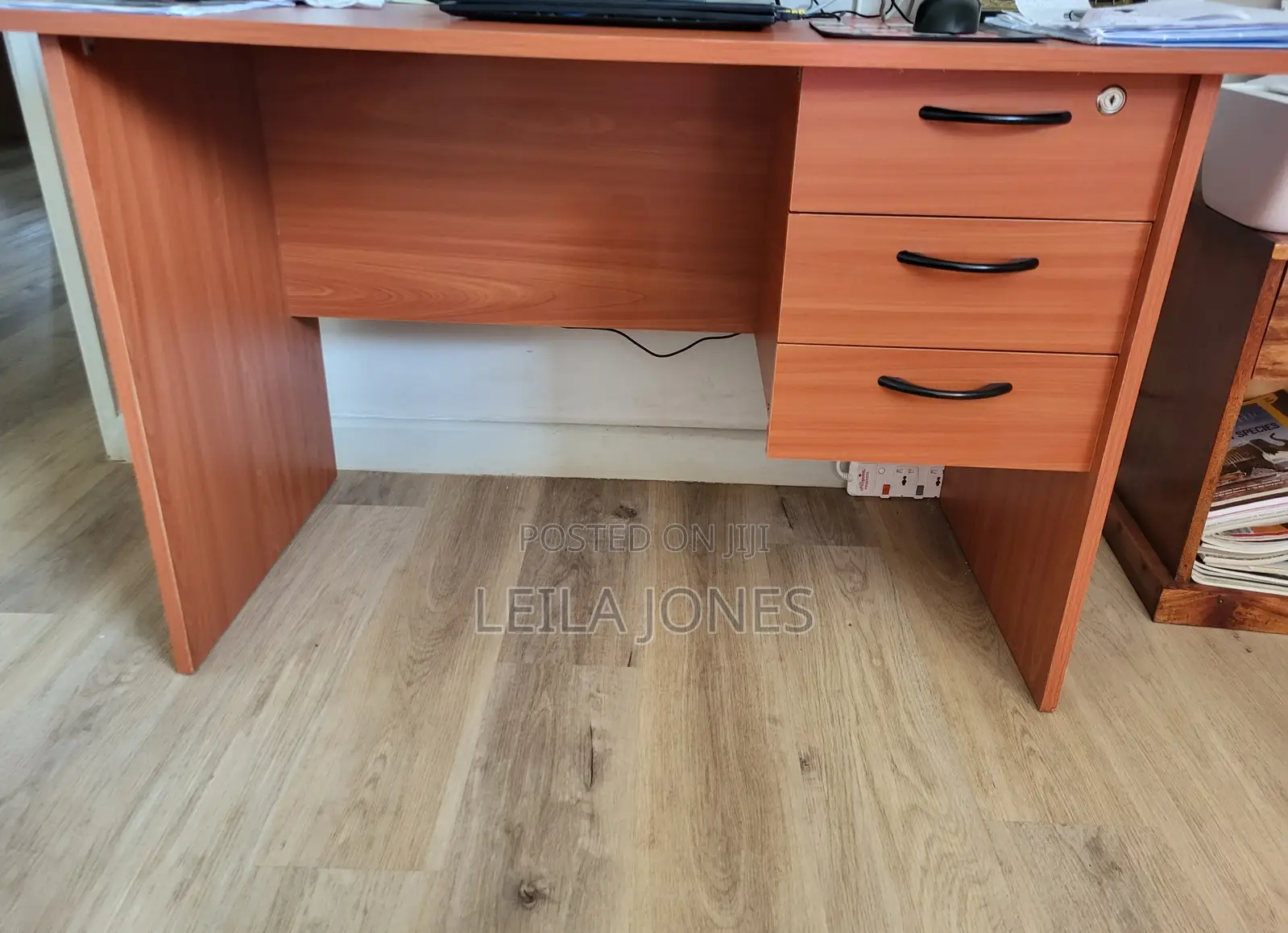 Modern Office Desk