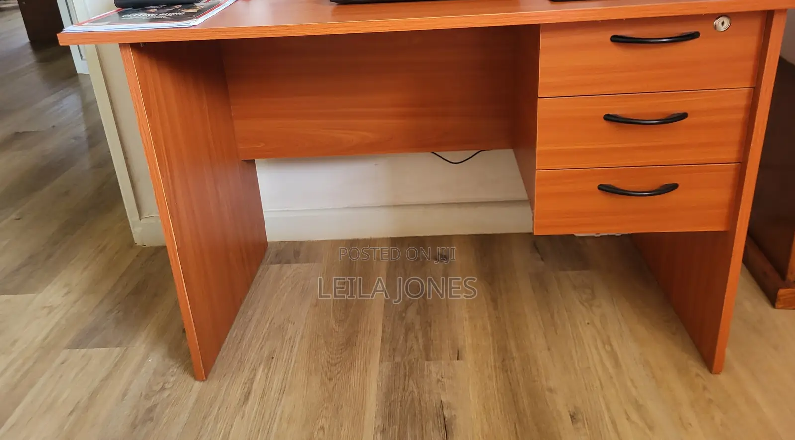 Modern Office Desk