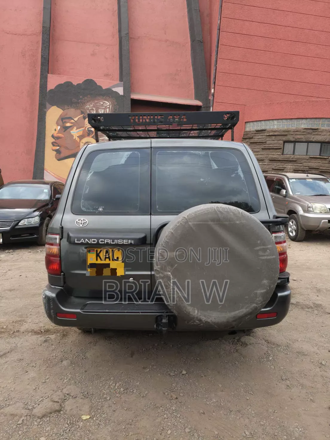 Toyota Land Cruiser 2005 Gray