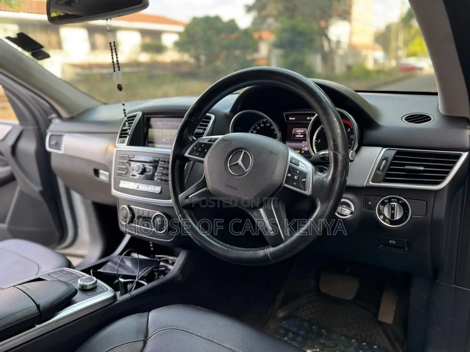 Mercedes-Benz M Class 2015 Silver