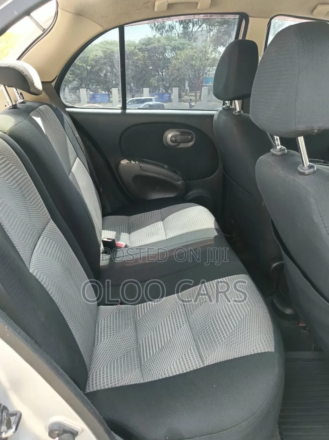 Nissan March 2009 Silver