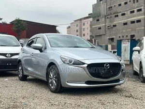 Mazda 2 2019 Silver