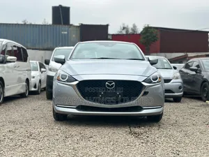 Mazda 2 2019 Silver