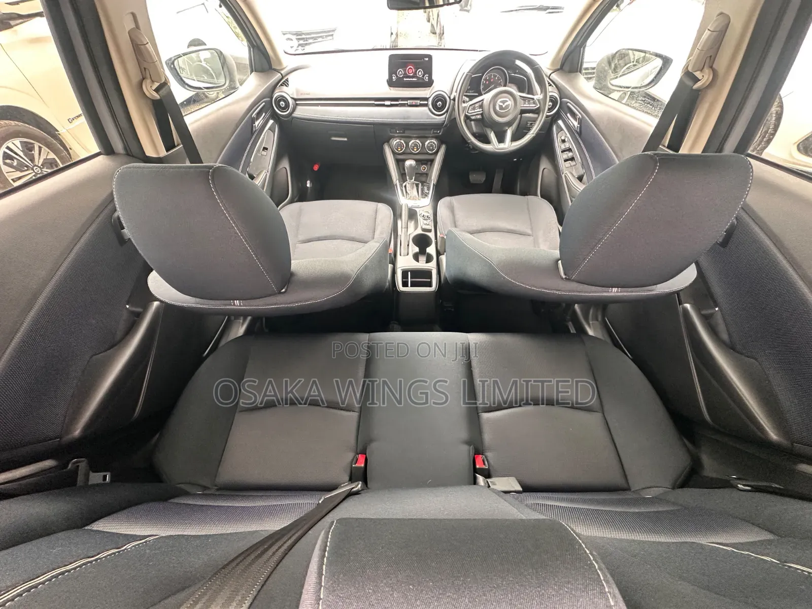 Mazda 2 2019 Silver