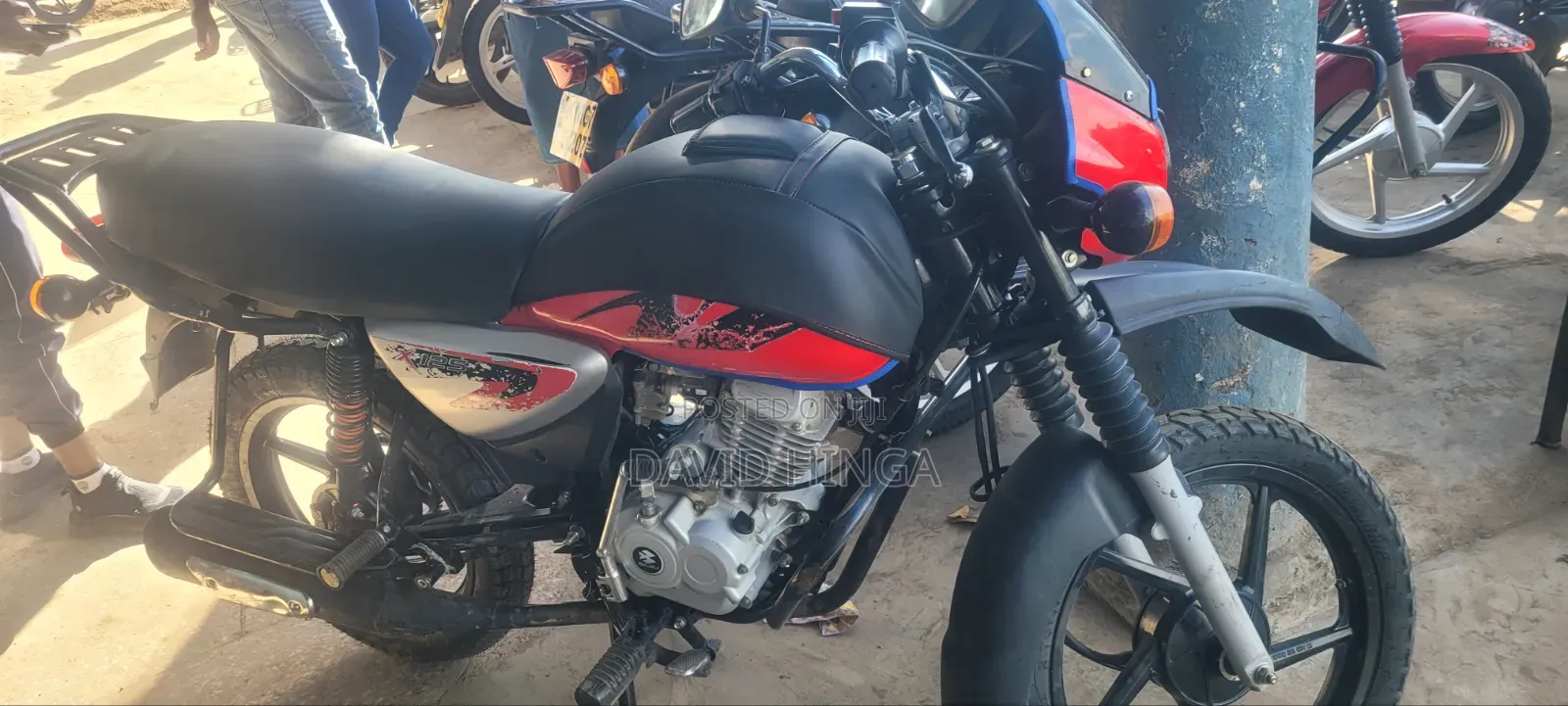 Bajaj Boxer 125 2025 Black