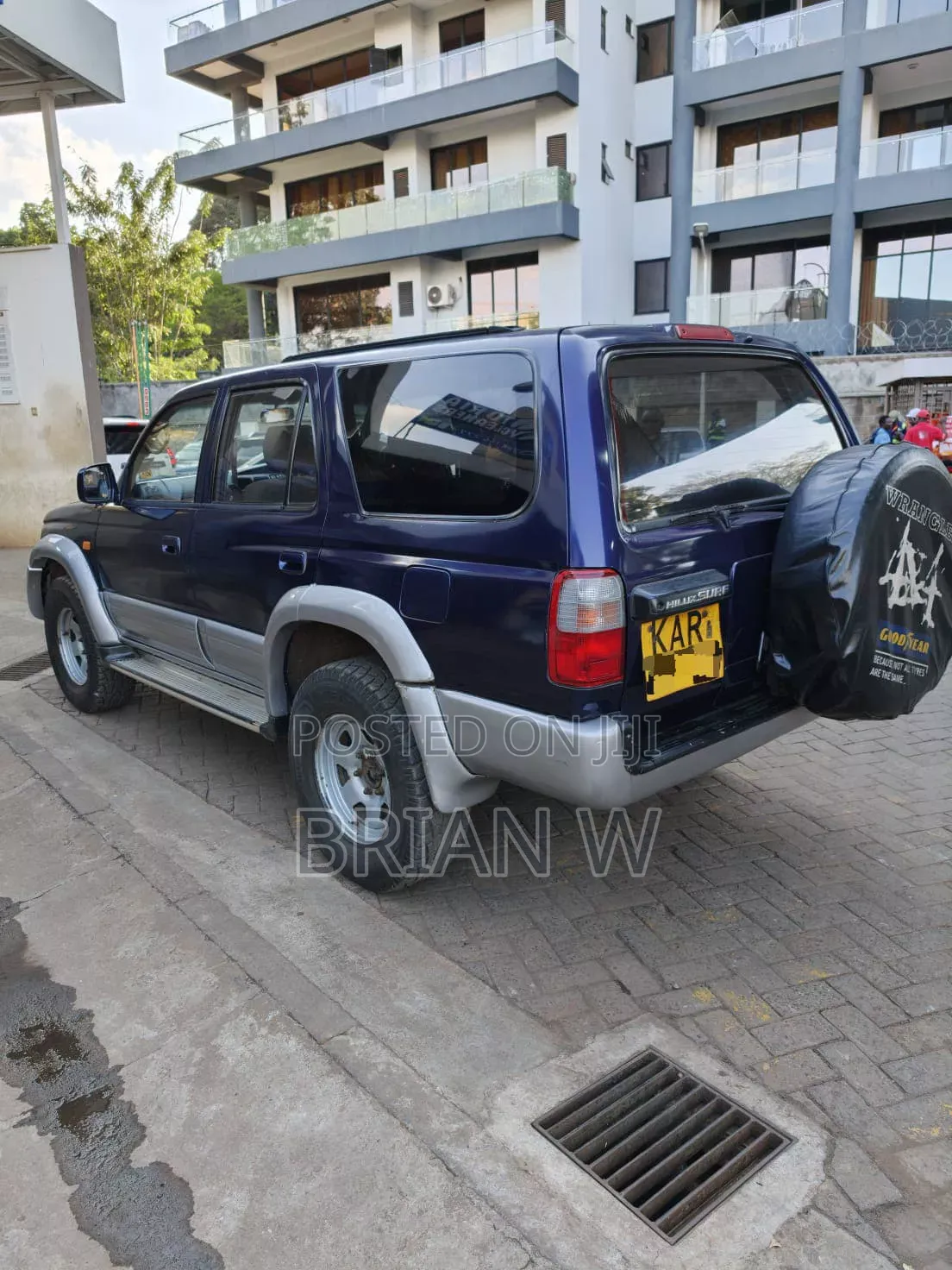Toyota Hilux Surf 2005 Blue