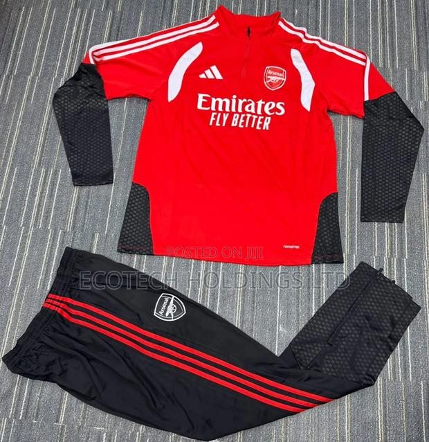 Arsenal New Model Track Suit - thumbnail 2