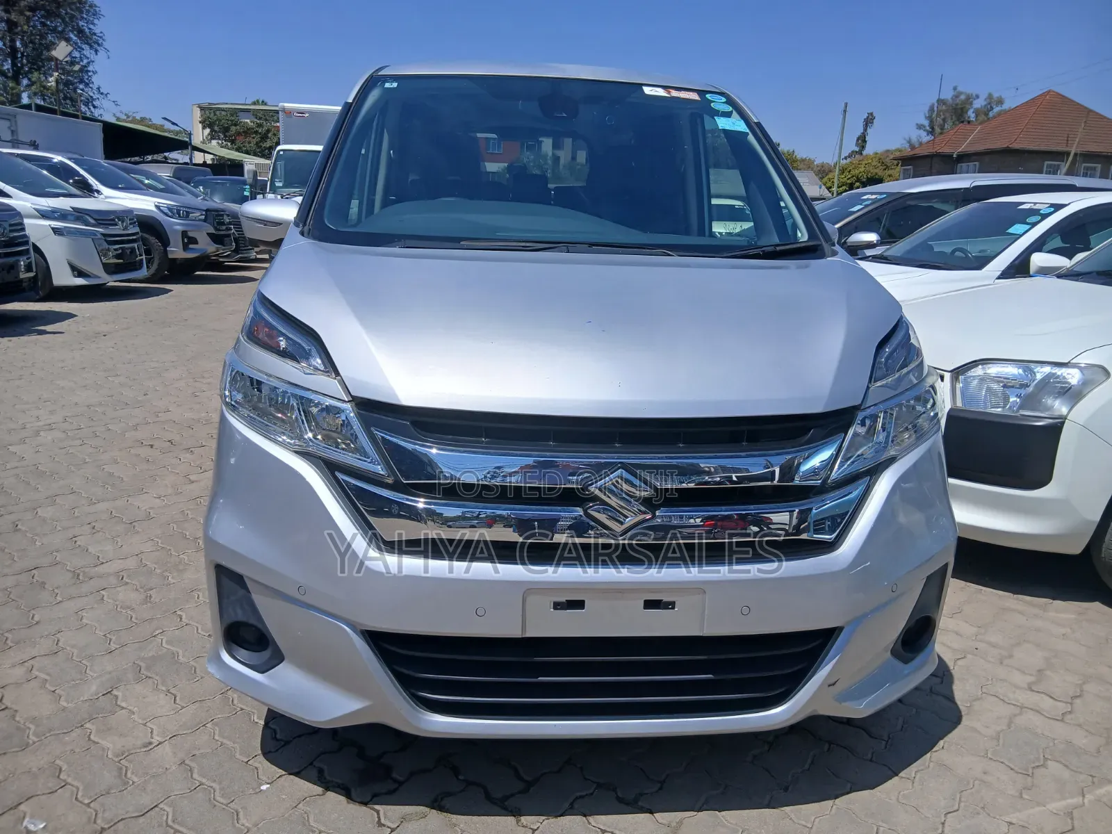 Suzuki Landy 2019 Silver