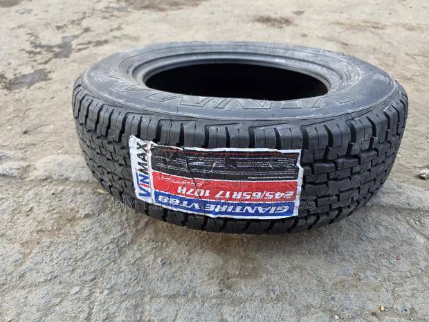 245 /45 R17 Vinmax - thumbnail 3