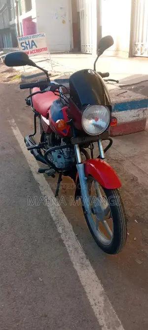 Bajaj Boxer 2018 Red