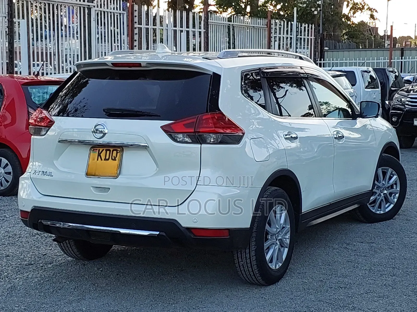 Nissan X-Trail 2.0 Petrol AWD 2017 White