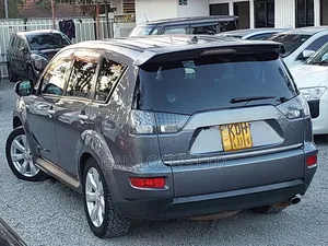 Mitsubishi Outlander 2010 Gray