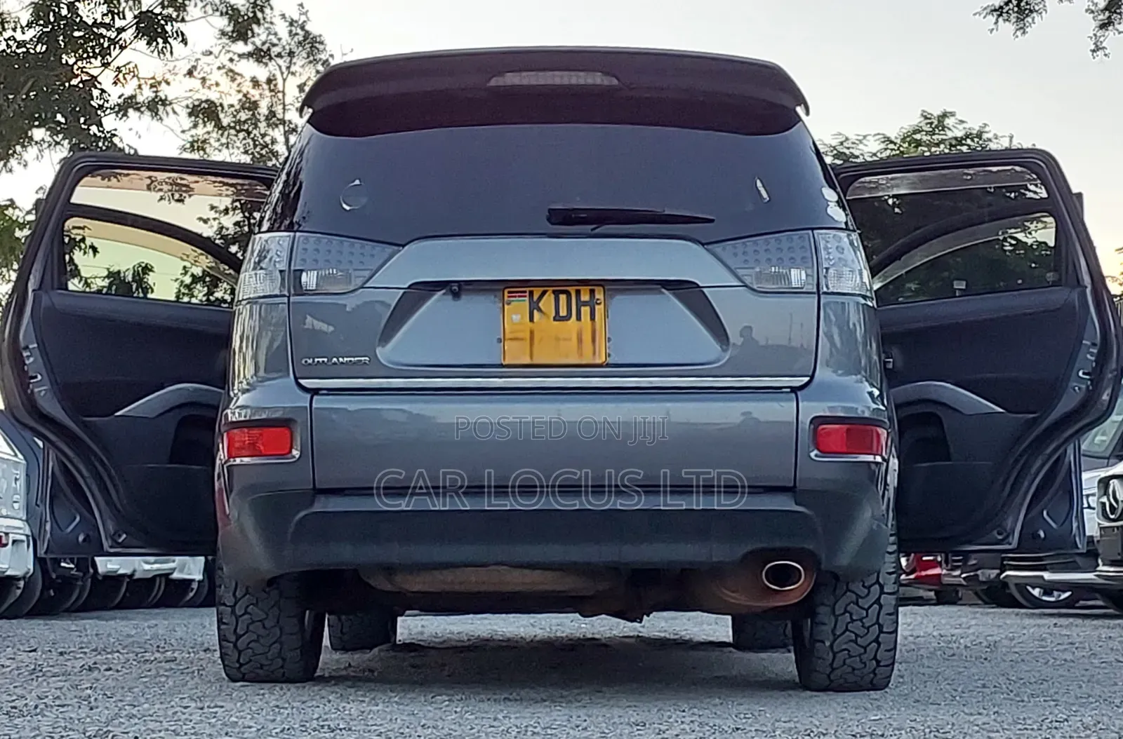 Mitsubishi Outlander 2010 Gray