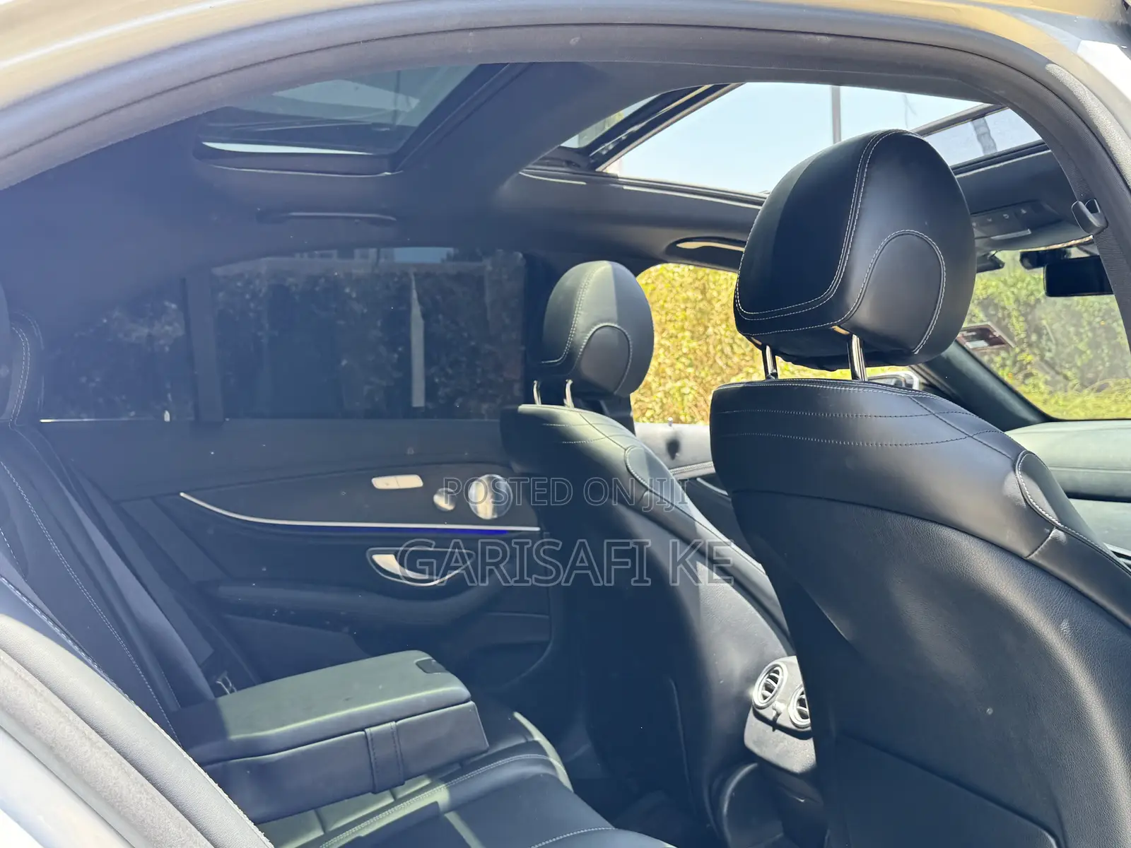 Mercedes-Benz E200 2017 Blue