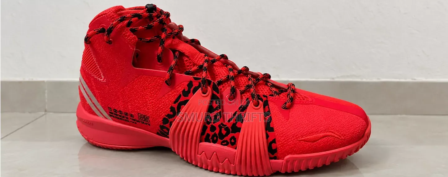 Li-Ning Badfive