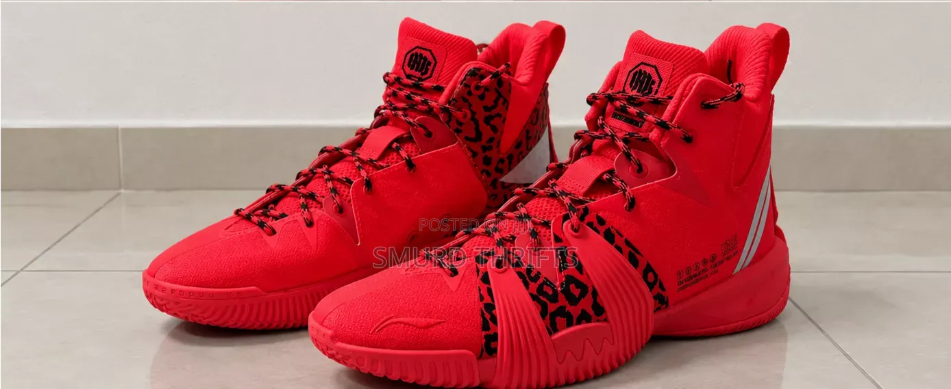 Li-Ning Badfive