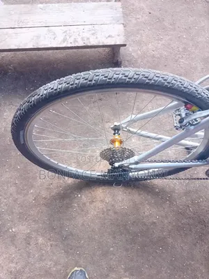 Giant Aluminum Bycicle