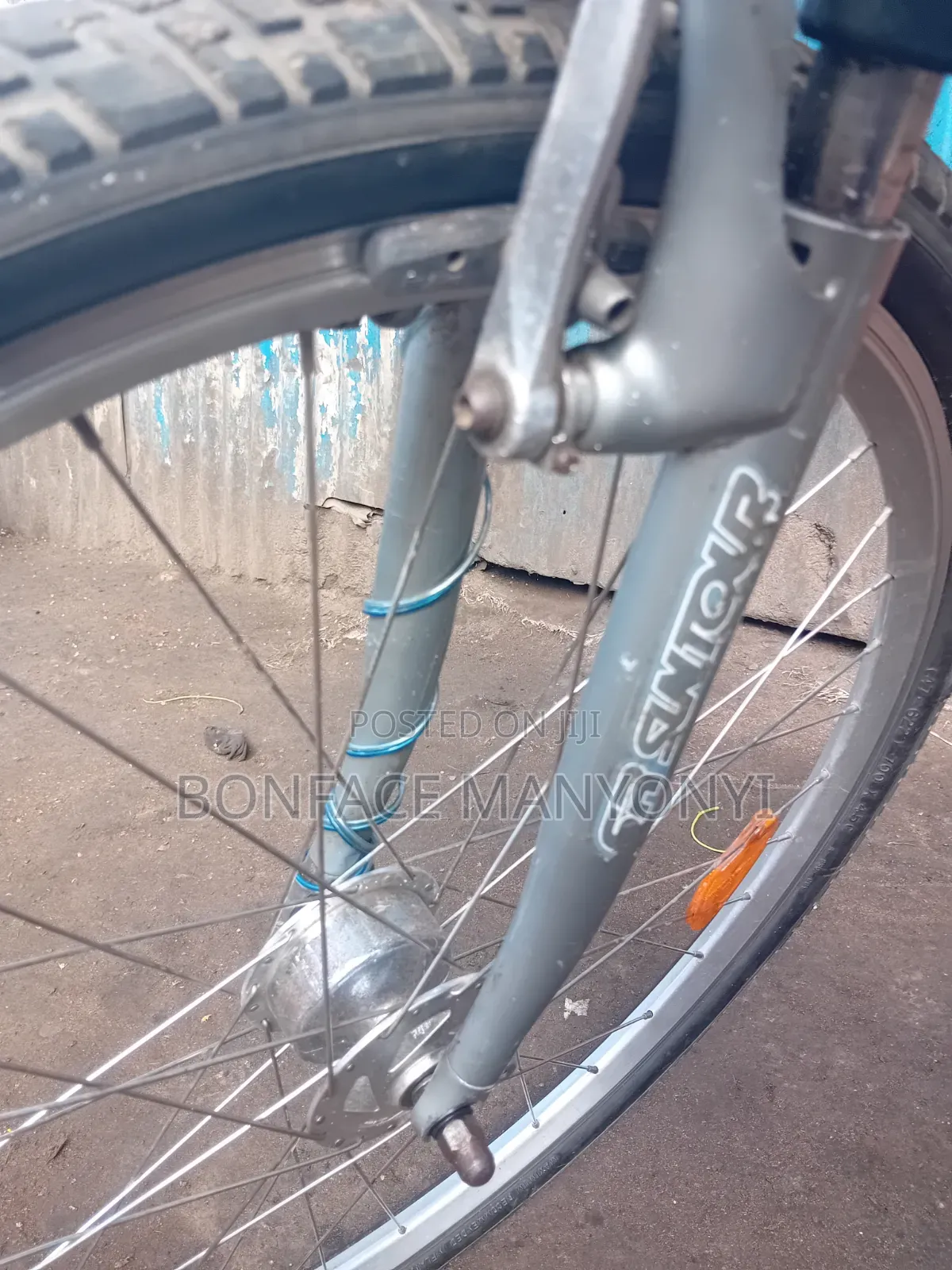 Giant Aluminum Bycicle