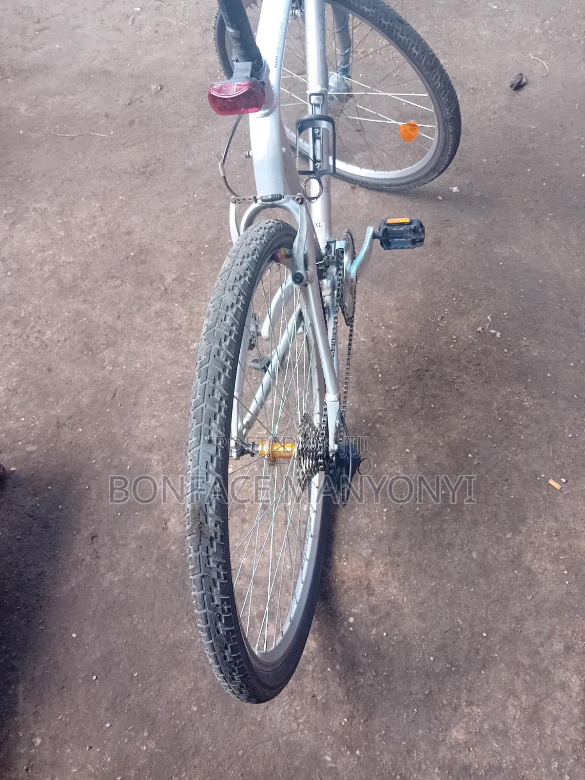 Giant Aluminum Bycicle