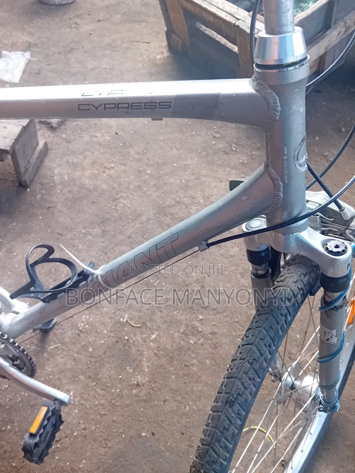 Giant Aluminum Bycicle
