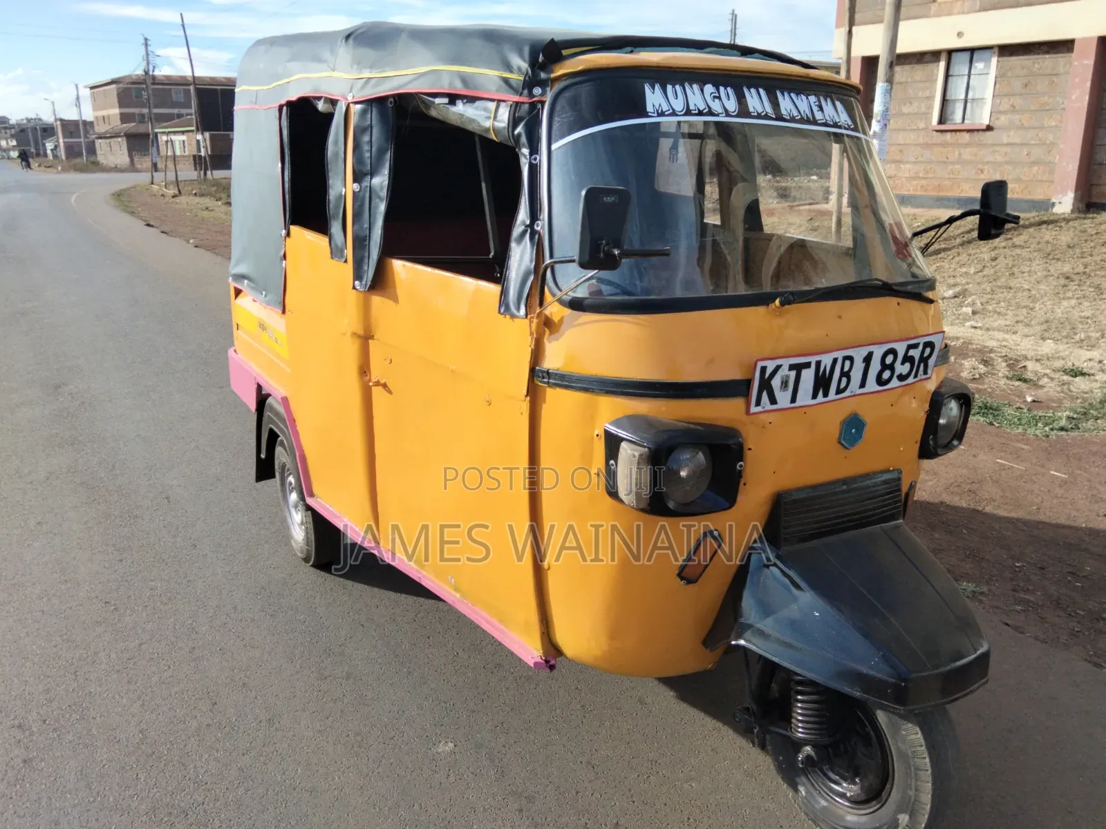 Piaggio Scooter 2019 Yellow