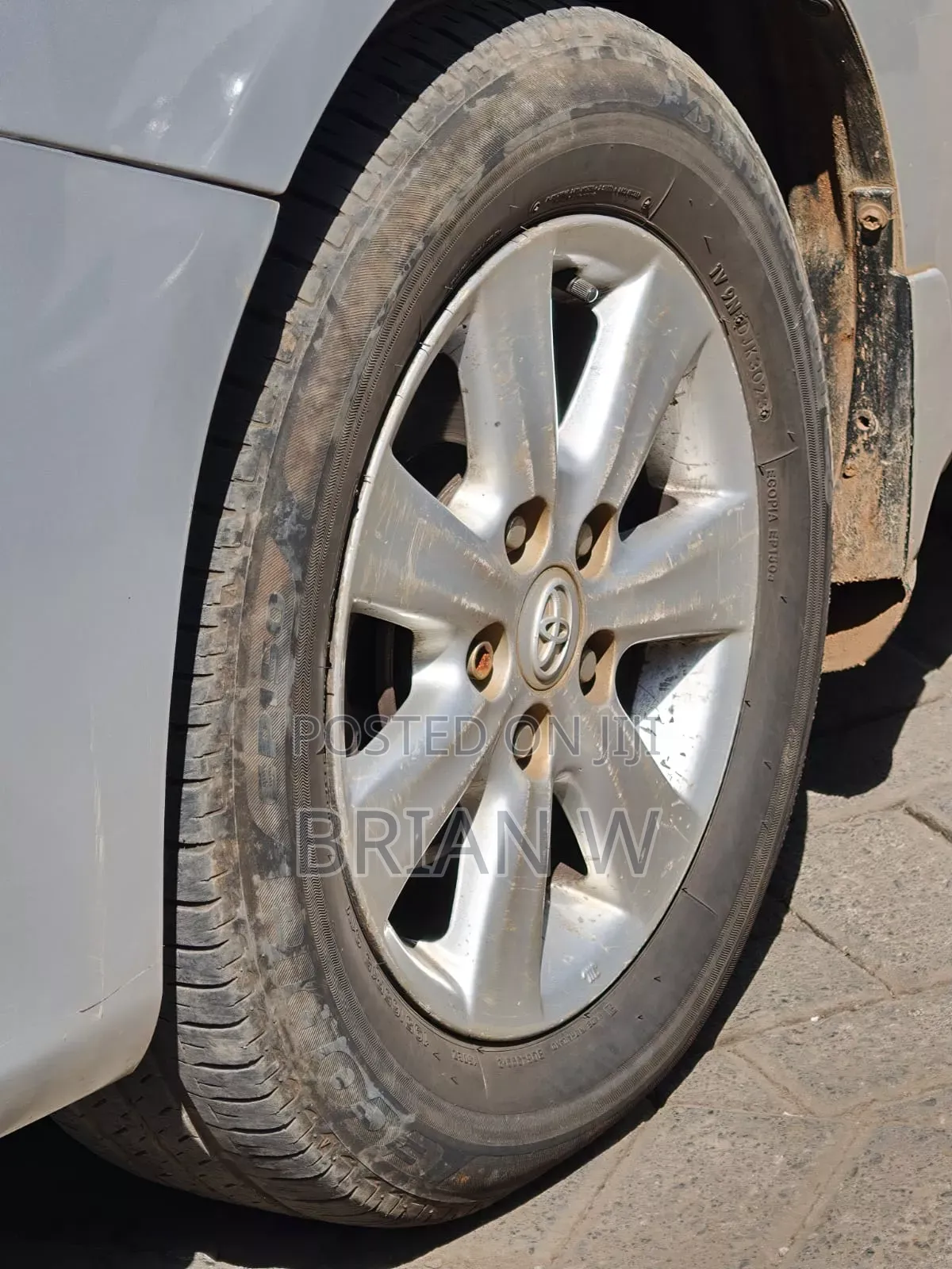 Toyota Corolla 2012 Silver