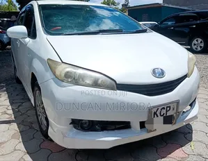 Toyota Wish 2011 White