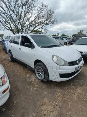 Nissan Advan 2010 White