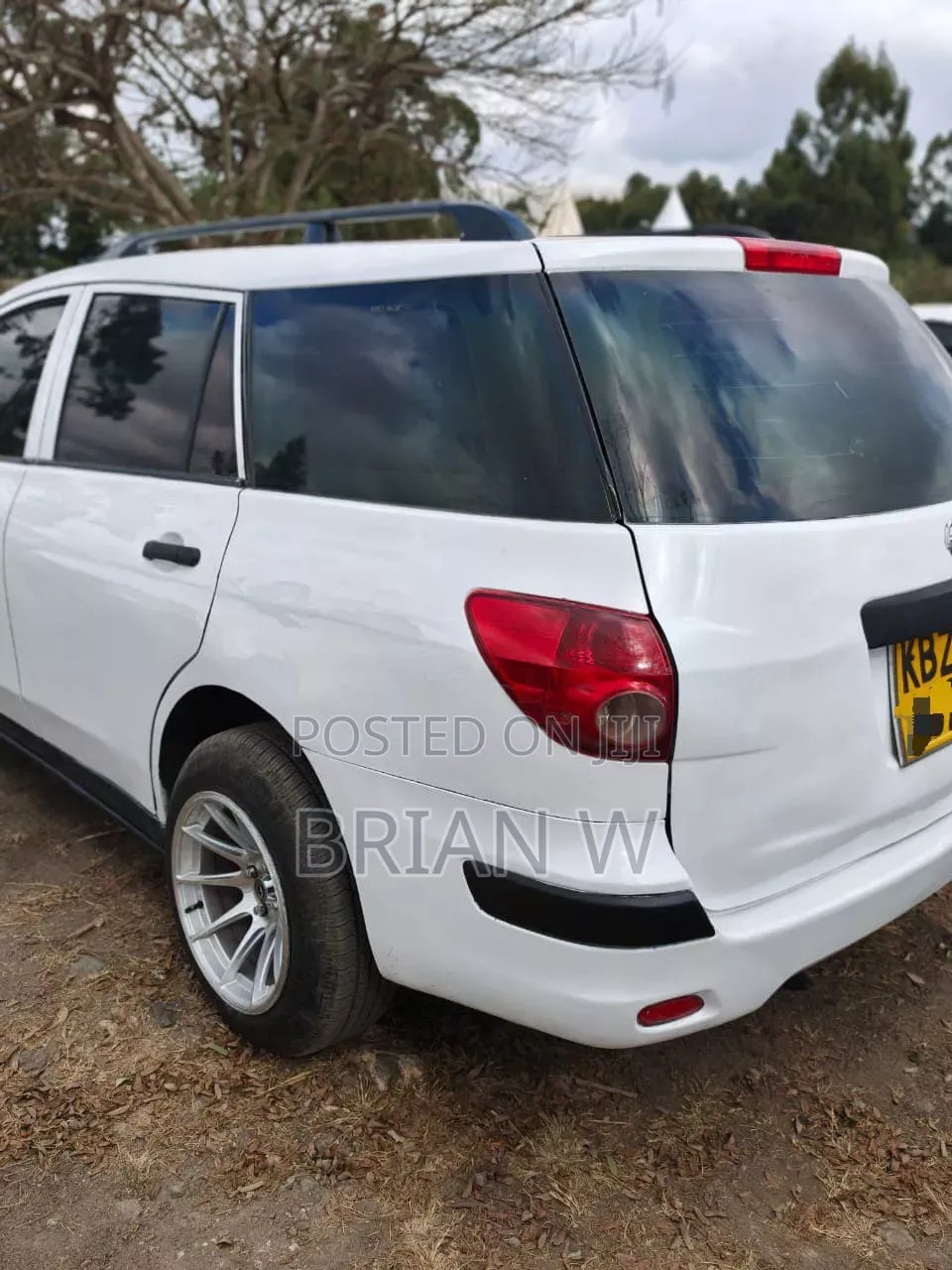 Nissan Advan 2010 White